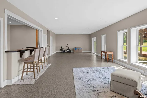 $700,000 | 1335 North Utah Avenue, Davenport, IA 52804