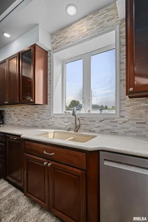 $700,000 | 1335 North Utah Avenue, Davenport, IA 52804