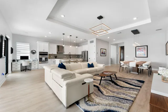 $832,000 | 5402 Hutchinson Way, Westlake, FL 33470