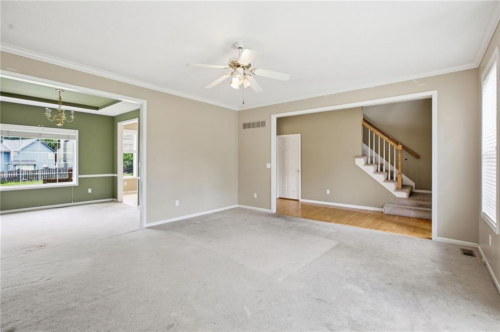 4742 Mund Road Shawnee, KS 66218 - Photo 5 of 24