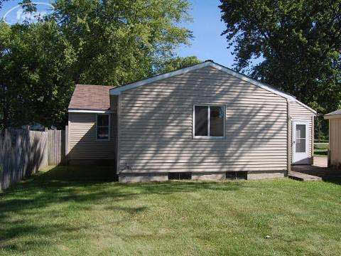4106 Risedorph Street Burton, MI 48509 - Photo 6 of 19 20131454-5.JPG