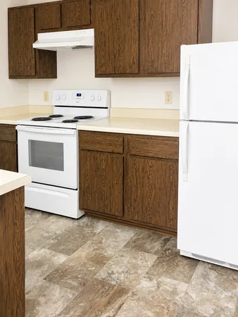 $861 | 109 North 4th Avenue, Unit 7, Parkers Prairie, MN 56361