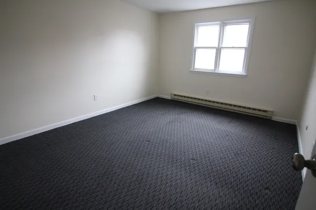 $1,975 | 73 East Broadway, Unit O, Derry, NH 03038