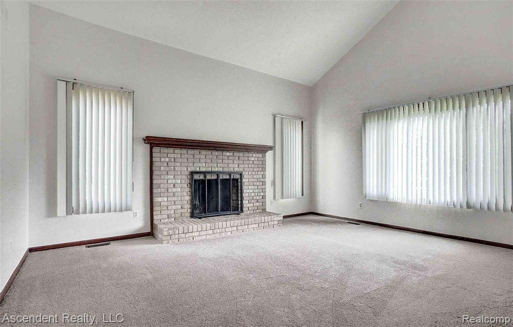 435 Parkland Drive Rochester, MI 48307 - Photo 6 of 32