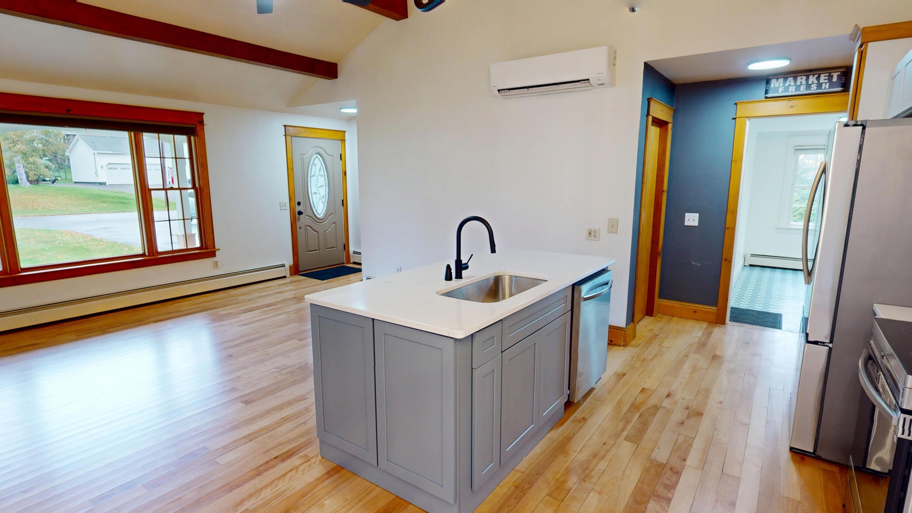 6 Alfred Street Houlton, ME 04730 - Photo 9 of 34 5