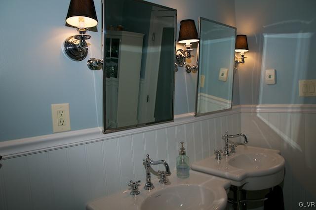 1225 Stark Road Bethlehem, PA 18017 - Photo 23 of 26 Gallery Image 23