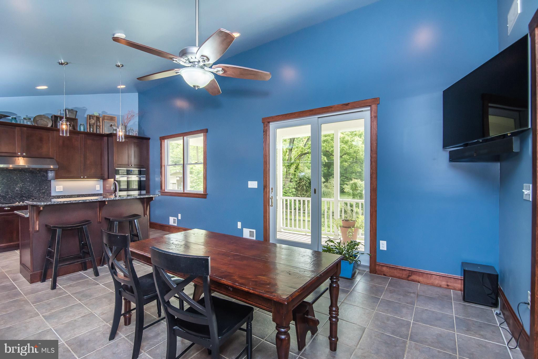 9526 Frederick Road Ellicott City, MD 21042 - Photo 15 of 28 Kitchen