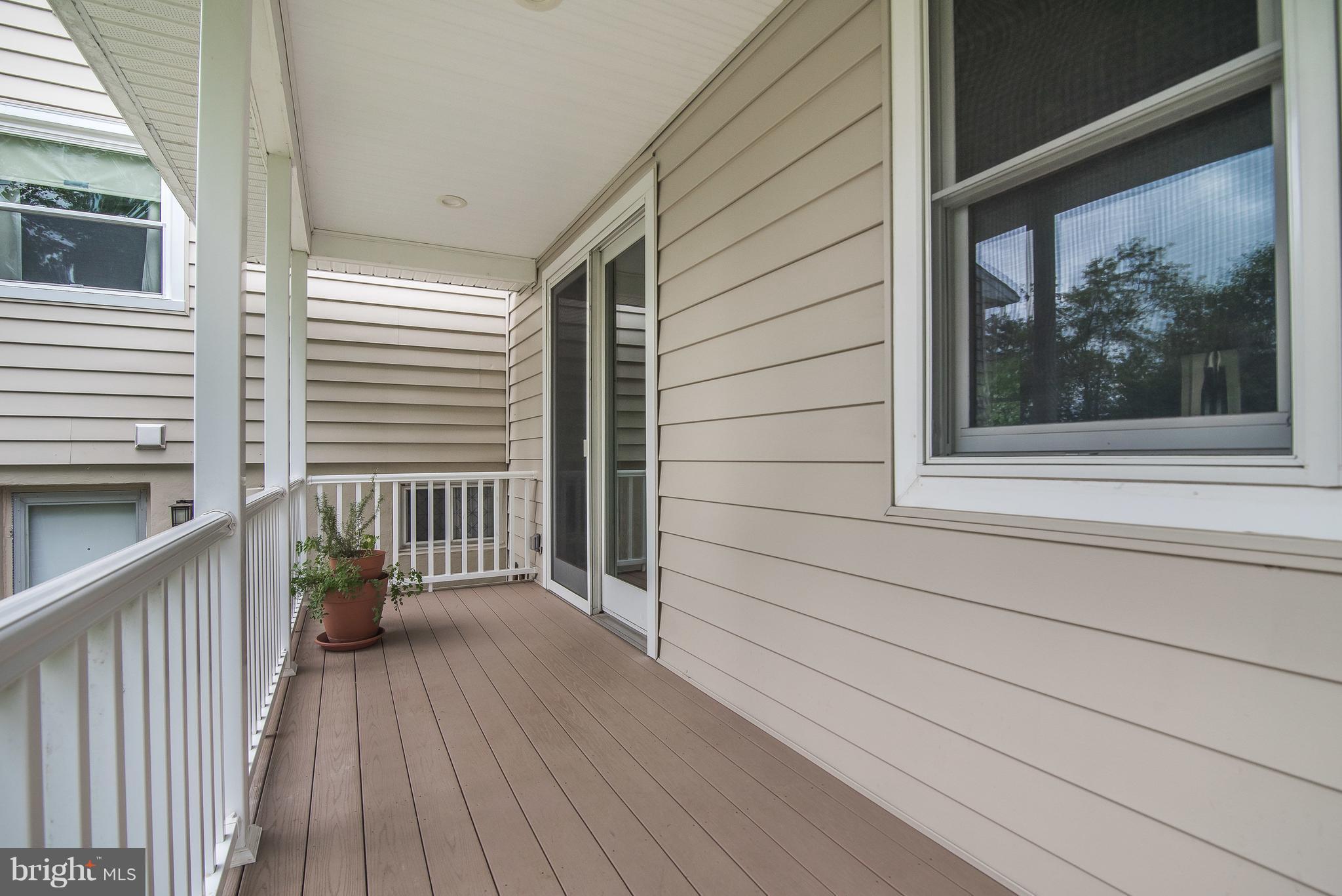 9526 Frederick Road Ellicott City, MD 21042 - Photo 24 of 28 Exterior (General)