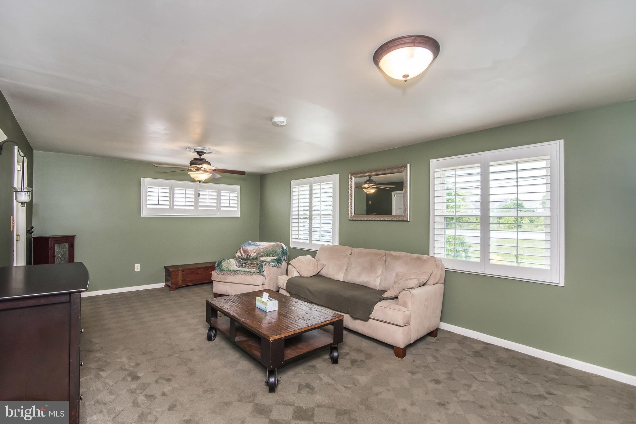 9526 Frederick Road Ellicott City, MD 21042 - Photo 8 of 28 Family Room