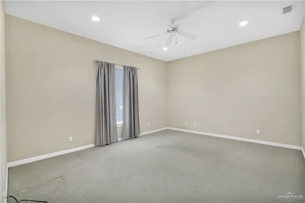 $3,900 | 301 Bales Road, Unit 4, McAllen, TX 78503