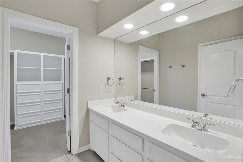 301 Bales Road, Unit 4 McAllen, TX 78503 - Photo 17 of 20