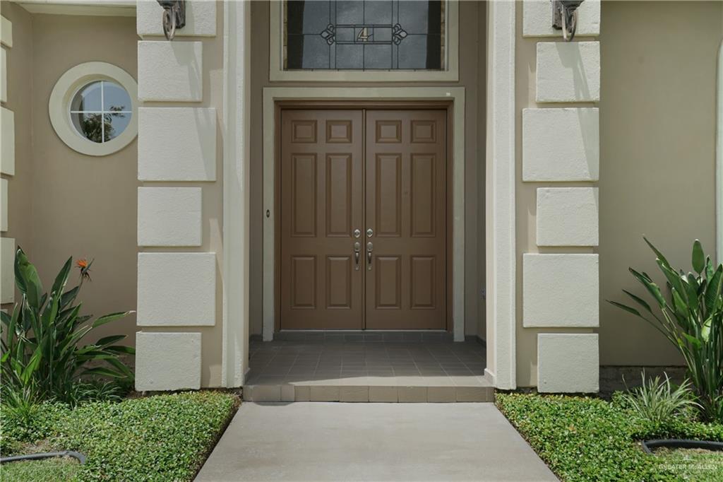 301 Bales Road, Unit 4 McAllen, TX 78503 - Photo 3 of 20