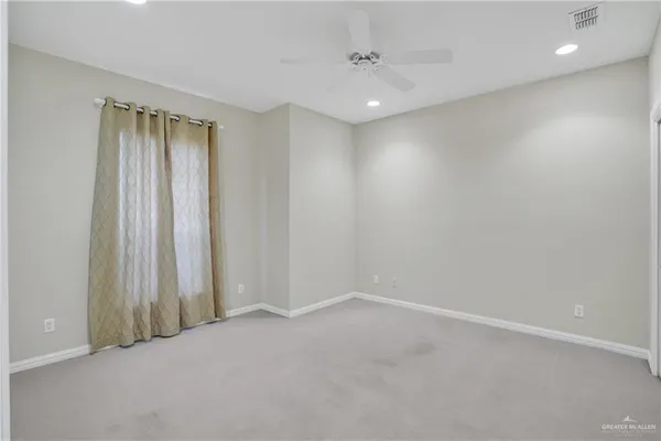 $3,900 | 301 Bales Road, Unit 4, McAllen, TX 78503