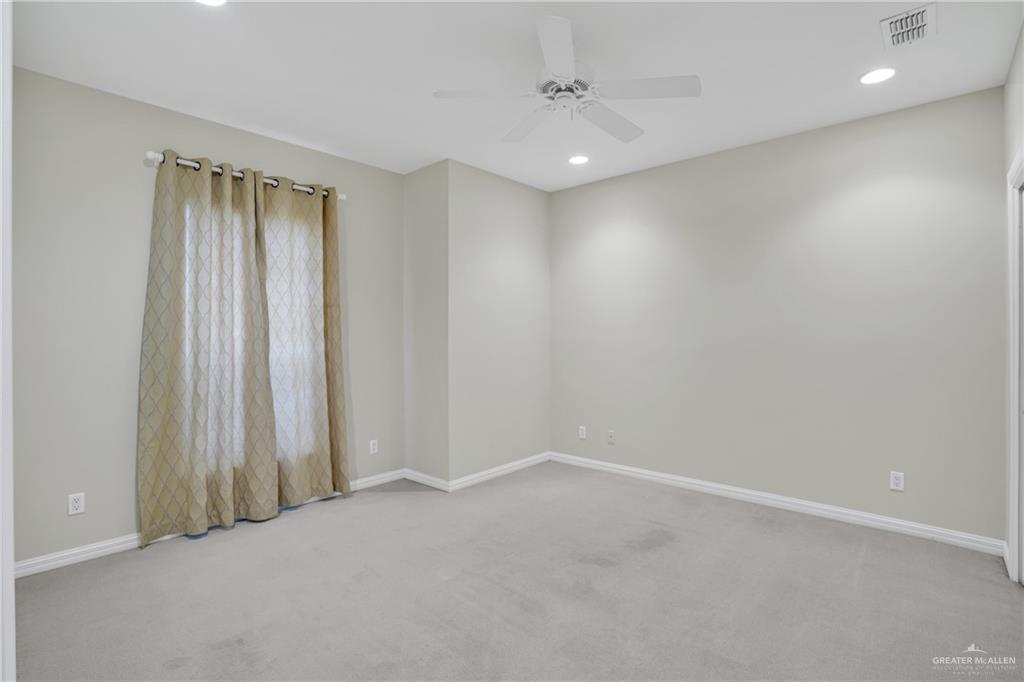 301 Bales Road, Unit 4 McAllen, TX 78503 - Photo 7 of 20