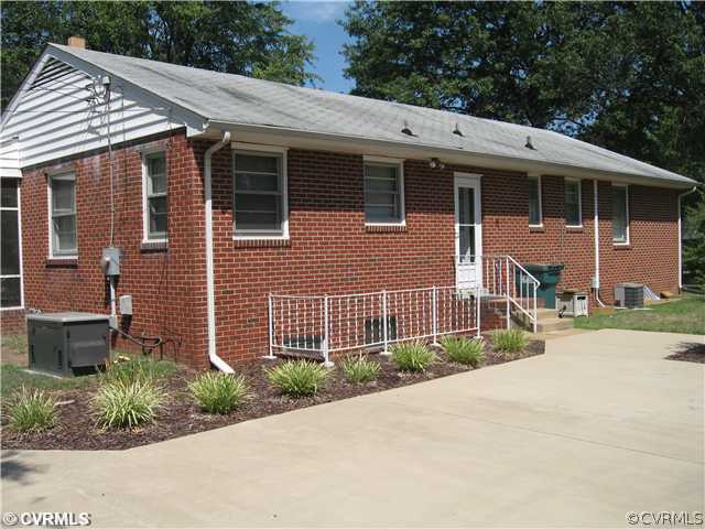 4301 Gaines Road Richmond, VA 23222 - Photo 7 of 8 Exterior Front