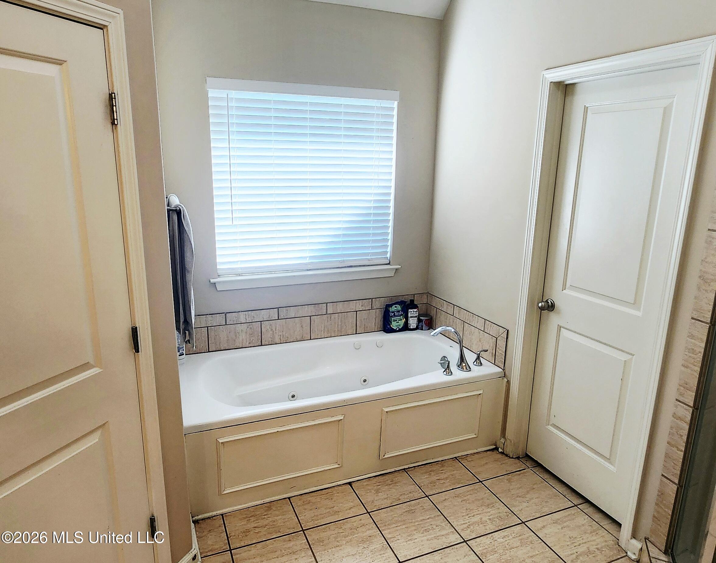 13451 Berkstone Loop Olive Branch, MS 38654 - Photo 19 of 22 17