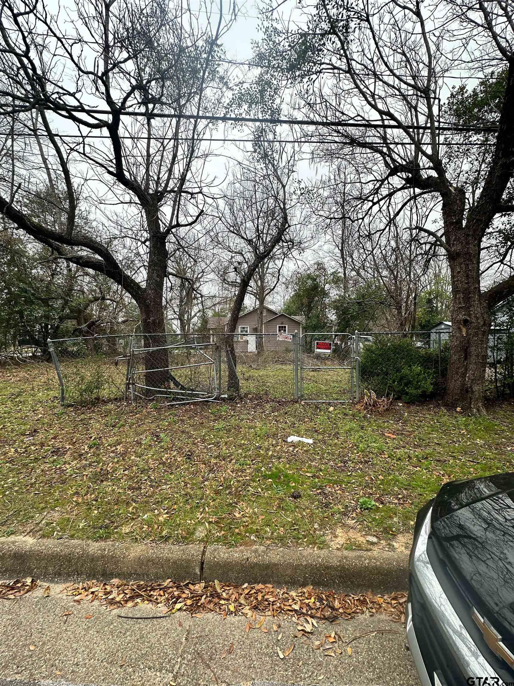 1103 South Academy Avenue Tyler, TX 75701 - Photo 6 of 7 a view of yard with tree