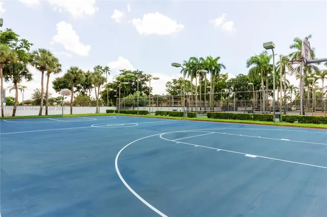 $2,278 | 17200 Northwest 64th Avenue, Unit 21306, Hialeah, FL 33015