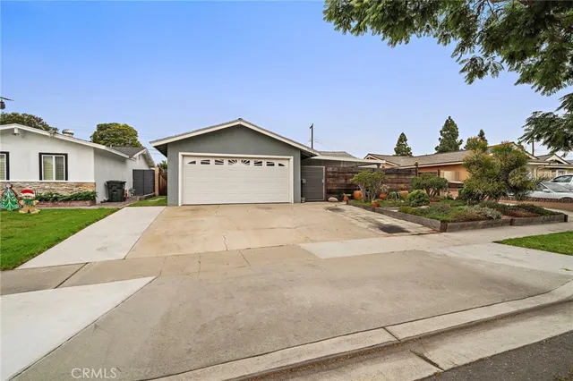 $1,029,000 | 10581 Davit Avenue, Garden Grove, CA 92843