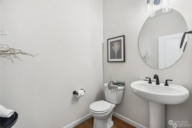 $839,950 | 1422 60th Avenue Northeast, Tacoma, WA 98422