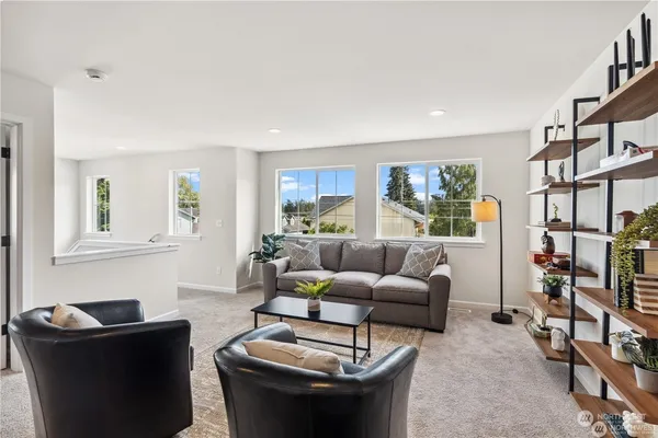 $799,690 | 1422 60th Avenue Northeast, Tacoma, WA 98422