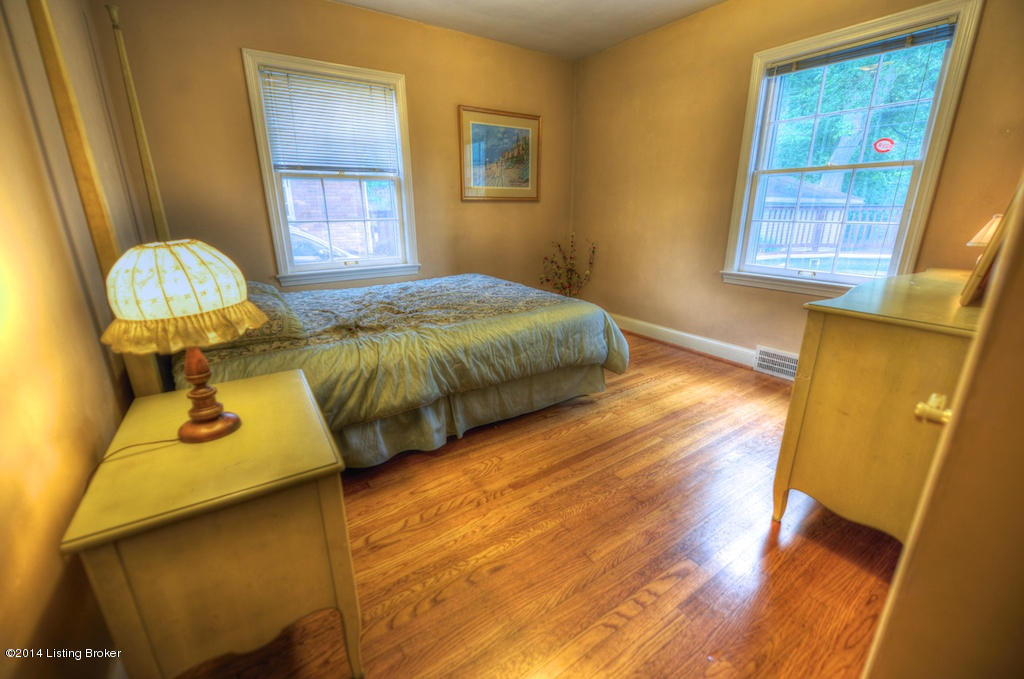 4615 Beaver Road Louisville, KY 40207 - Photo 15 of 36 4615 Beaver Road 9