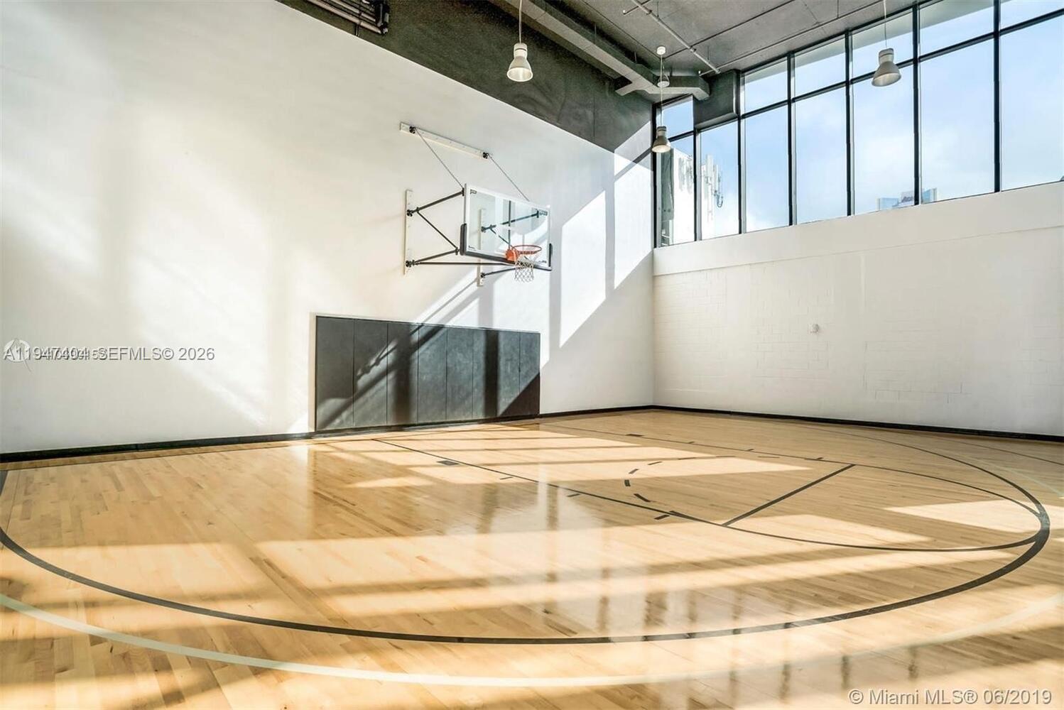 1010 Brickell Avenue, Unit 2406 Miami, FL 33131 - Photo 14 of 17