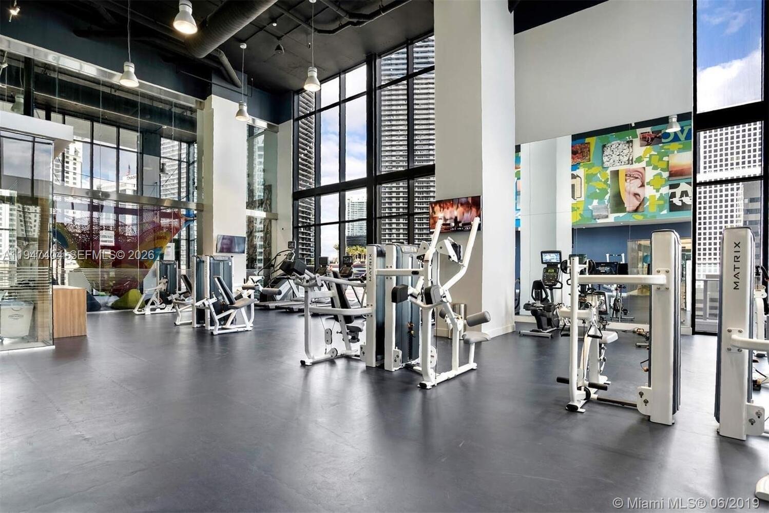 1010 Brickell Avenue, Unit 2406 Miami, FL 33131 - Photo 16 of 17