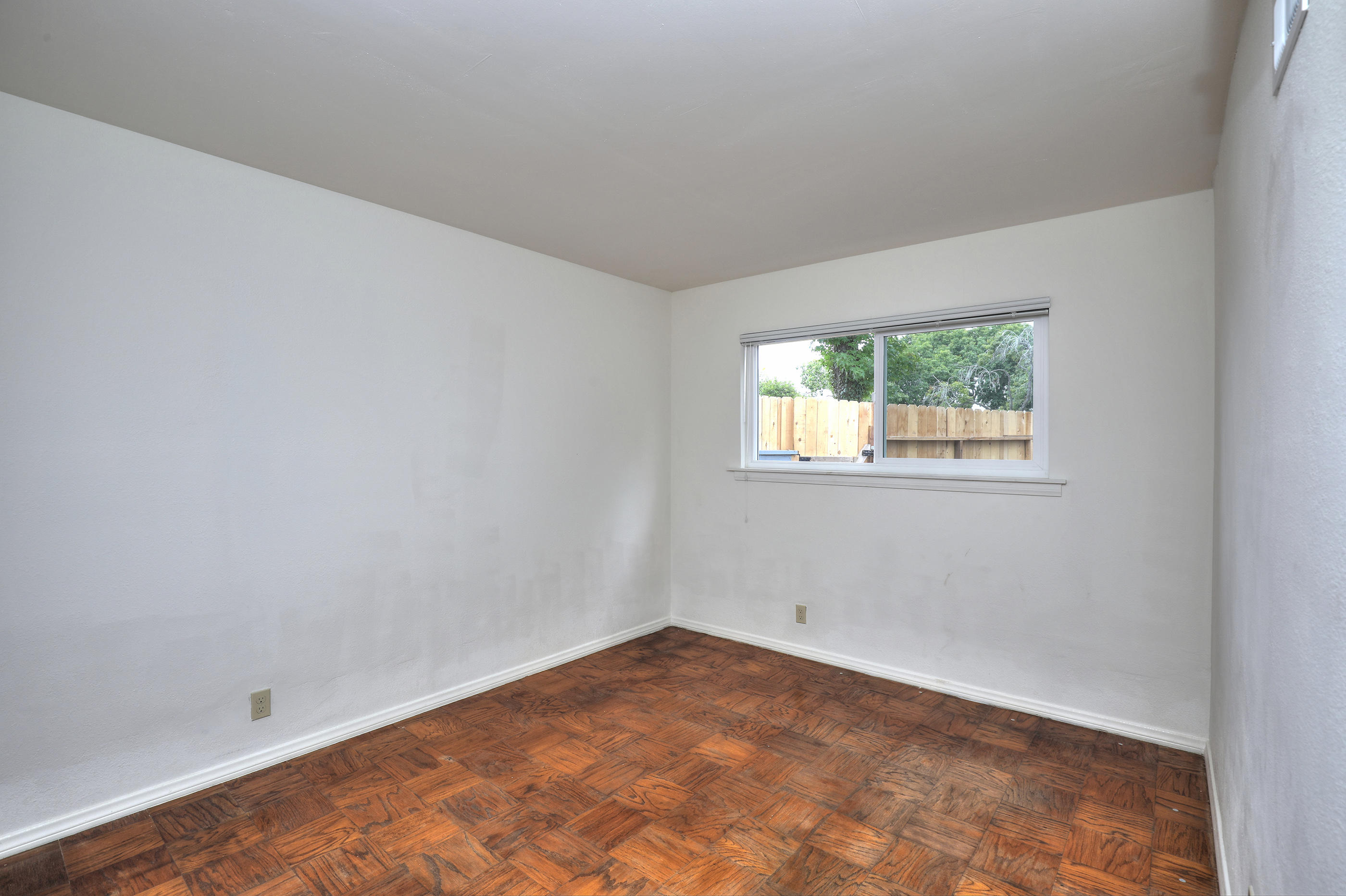 6200 Covington Way Goleta, CA 93117 - Photo 12 of 21 Bedroom 4