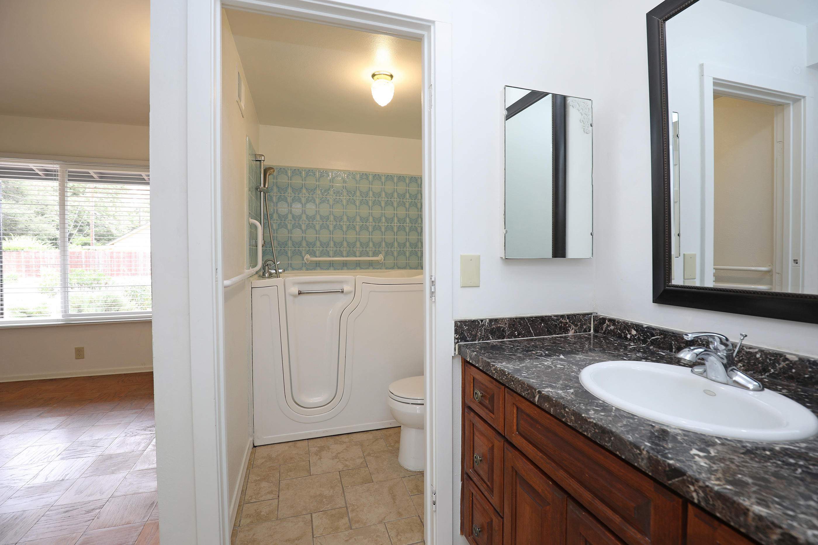 6200 Covington Way Goleta, CA 93117 - Photo 14 of 21 Master Bath