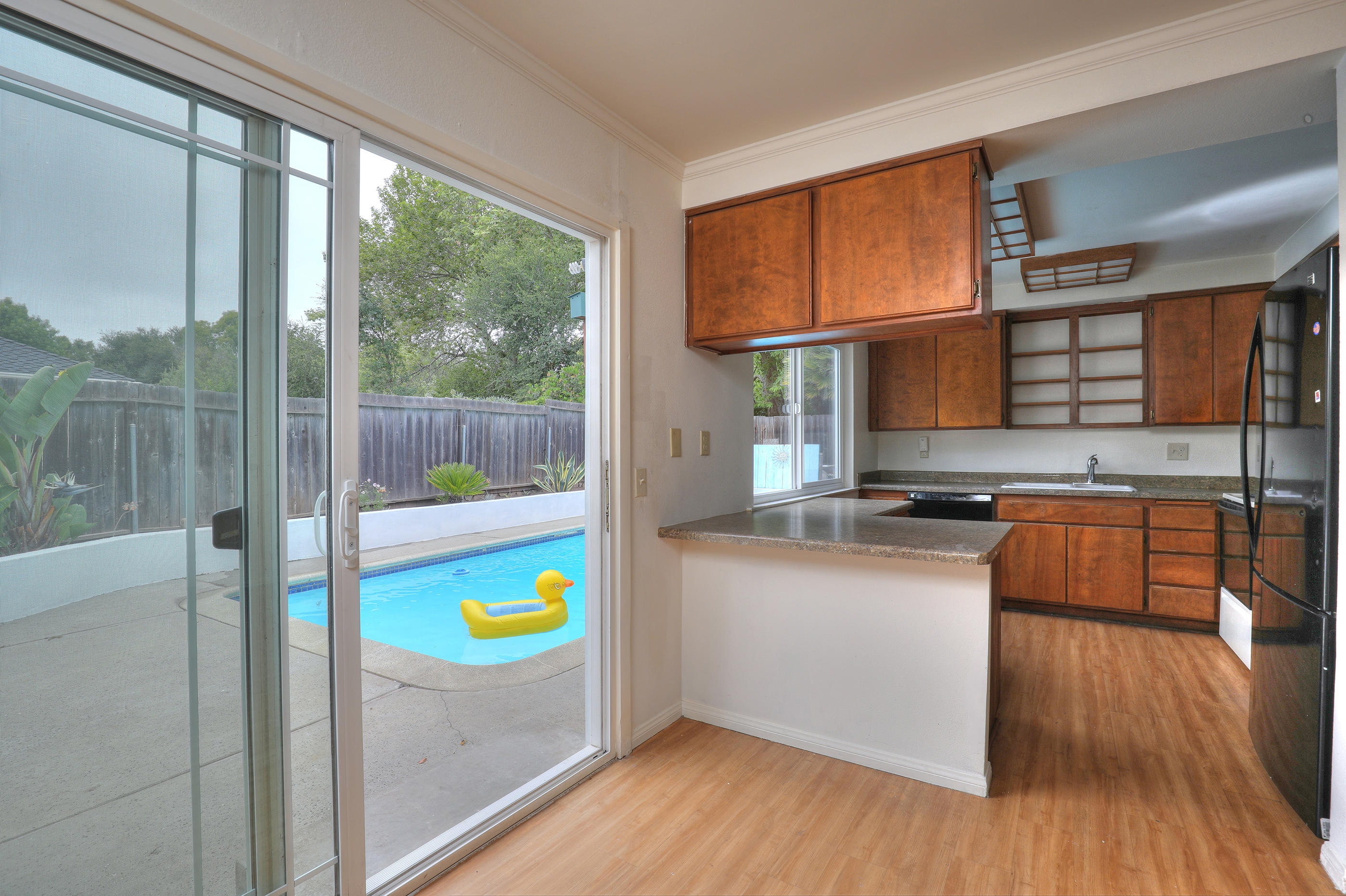 6200 Covington Way Goleta, CA 93117 - Photo 6 of 21 Kitchen