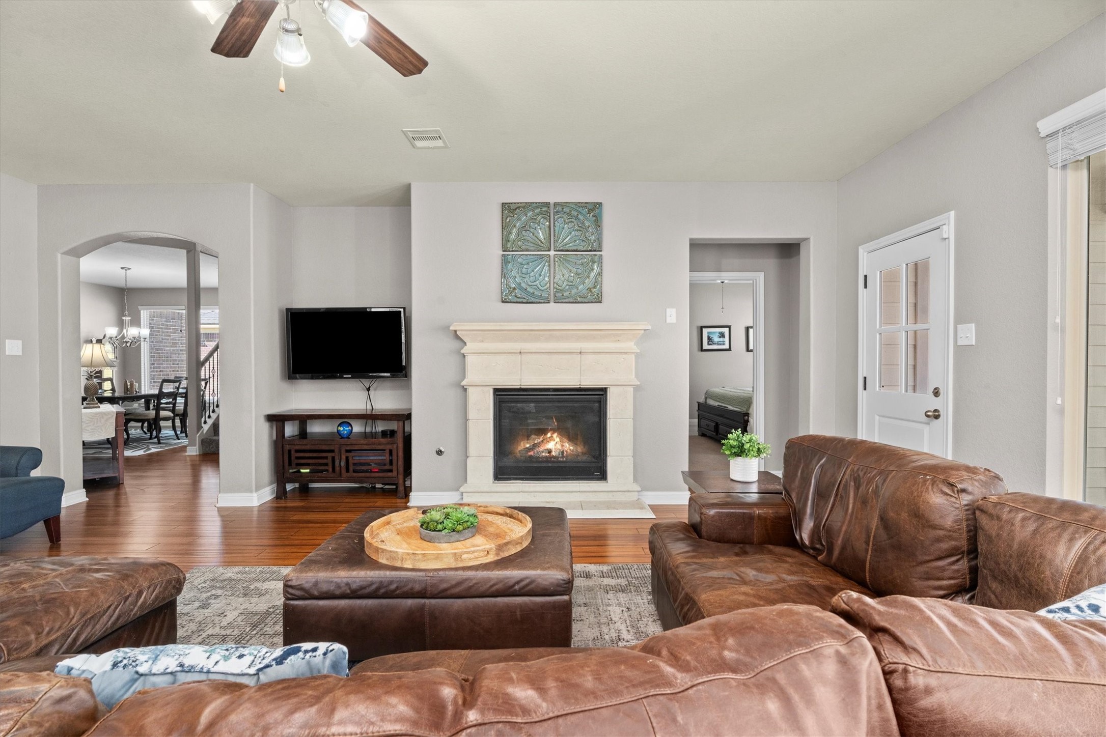 24710 Fawn Ridge Forest Drive Spring, TX 77373 - Photo 3 of 35