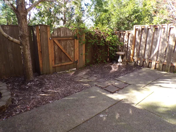 $439,000 | 16056 Northwest Centine Lane, Portland, OR 97229