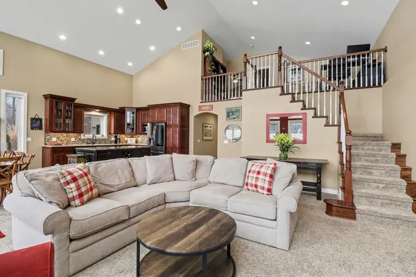 $685,000 | 3391 Orchard Drive, Pinckney, MI 48169