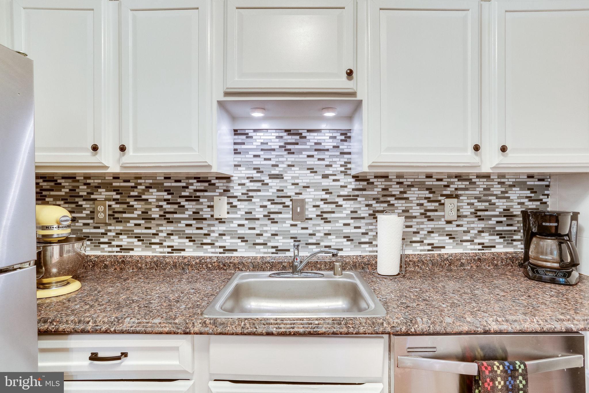 6280 Edsall Road, Unit 201 Alexandria, VA 22312 - Photo 16 of 40 New backsplash & Refreshed Cabinets