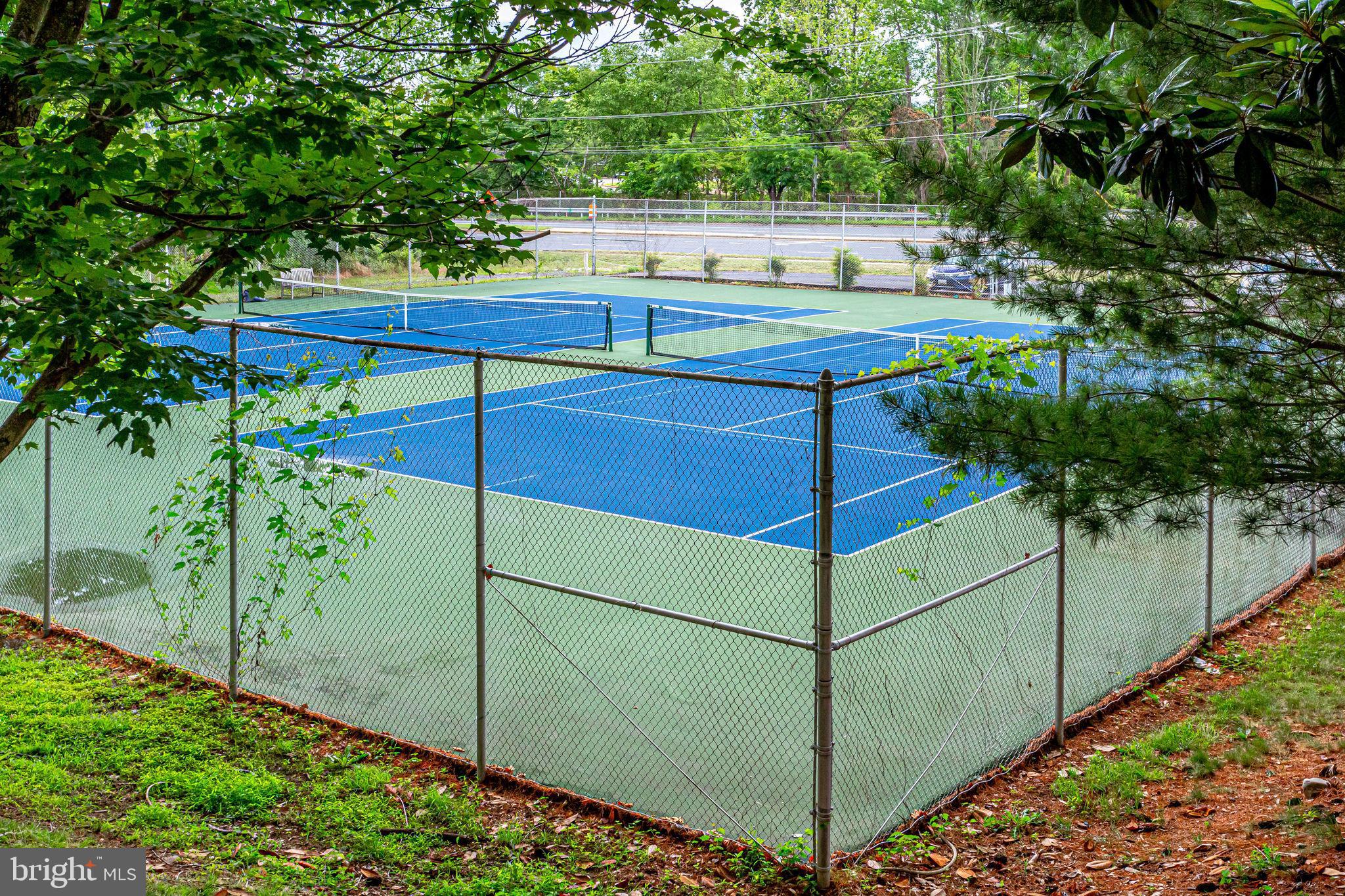 6280 Edsall Road, Unit 201 Alexandria, VA 22312 - Photo 39 of 40 Close by Bren Mar Park