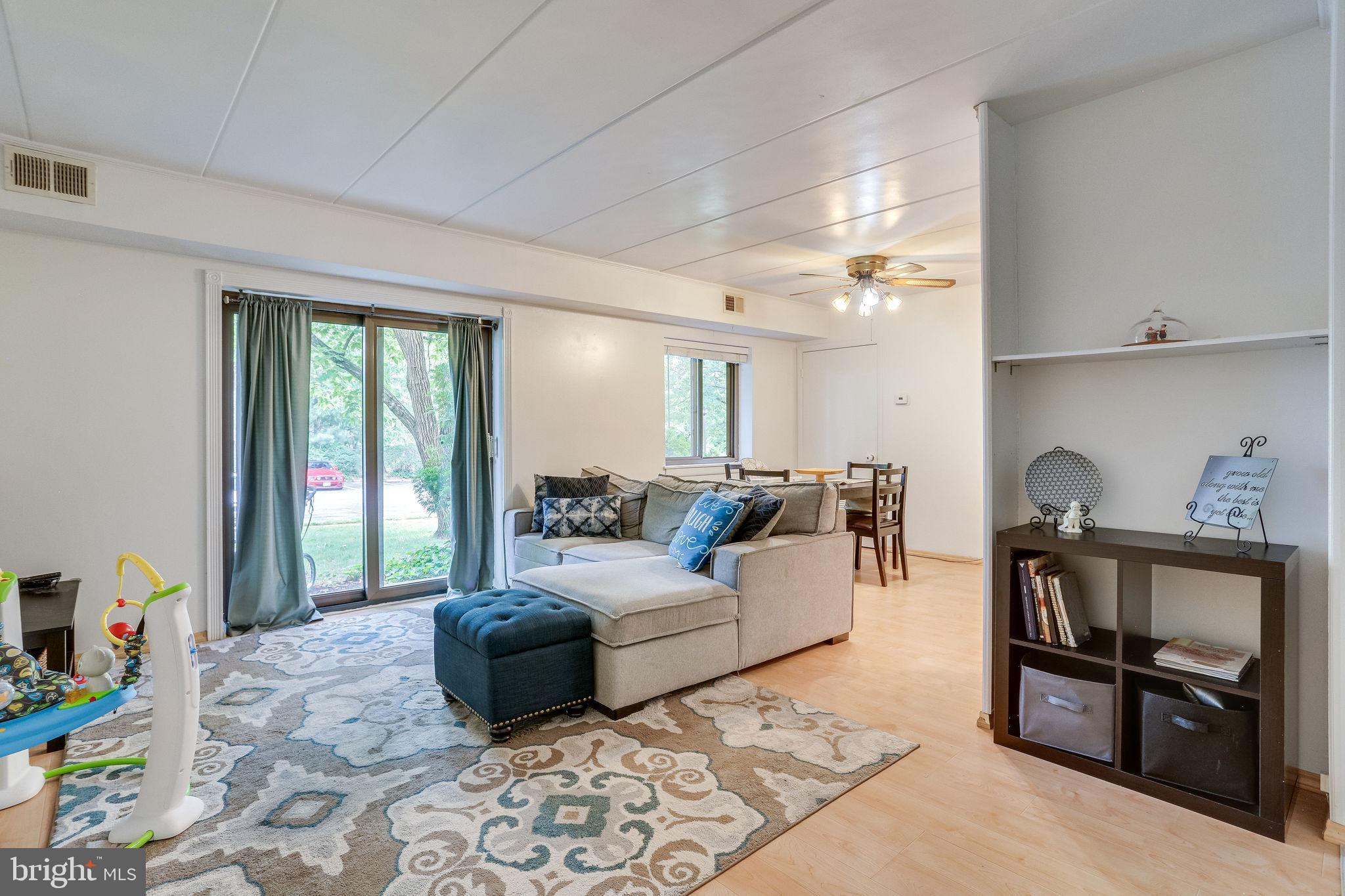 6280 Edsall Road, Unit 201 Alexandria, VA 22312 - Photo 5 of 40 Open Concept Living / Dining Room