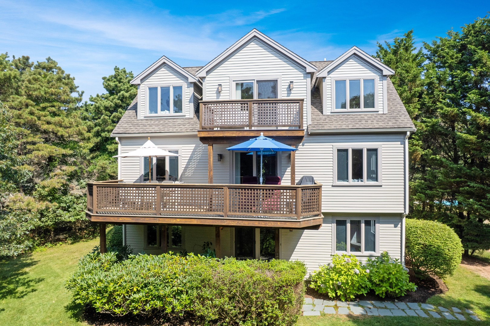 23 Thaxter Lane Edgartown, MA 02539 - Photo 1 of 37