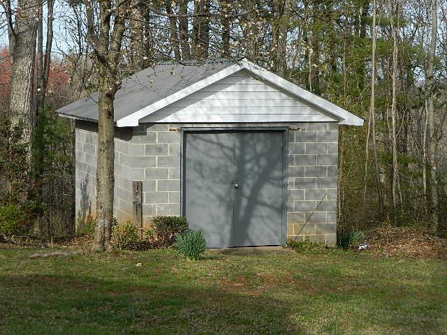 282 Salem Church Road Patrick Springs, VA 24133 - Photo 9 of 9 132272_29