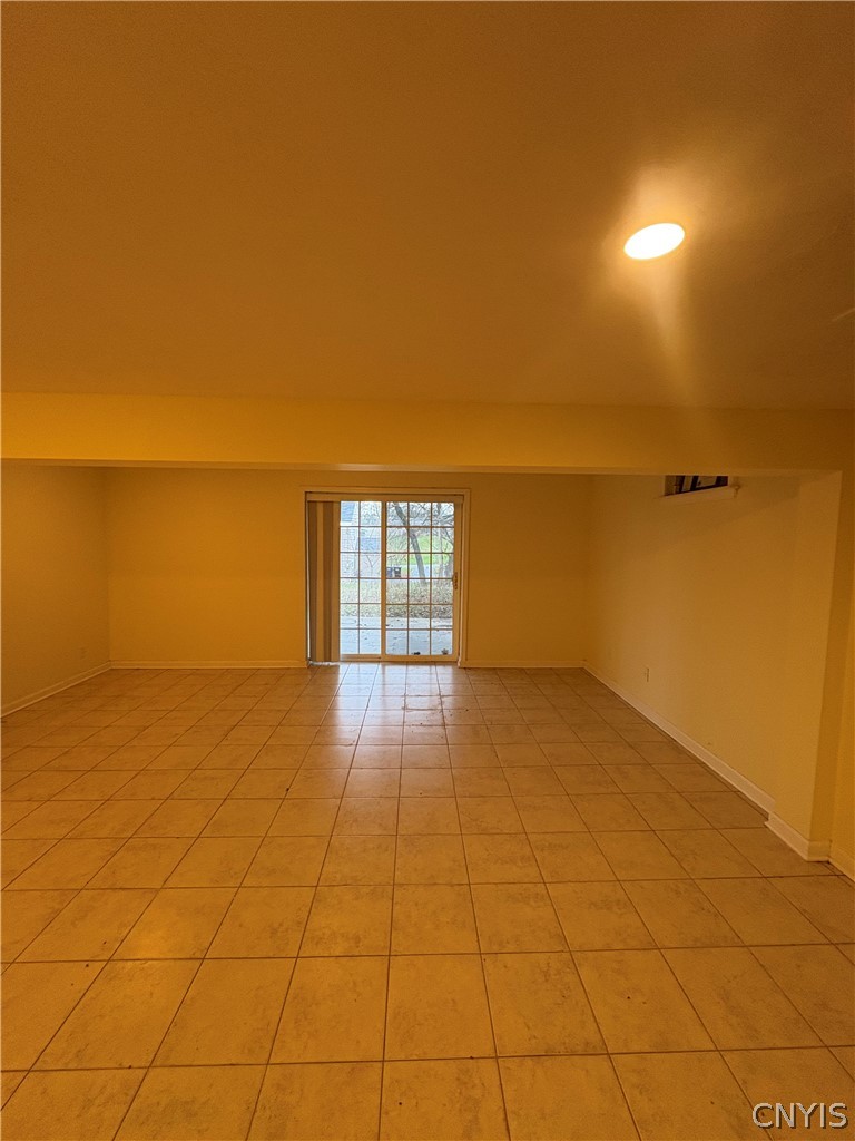 215 Locksley Road Syracuse, NY 13224 - Photo 22 of 25 Gallery Image 22