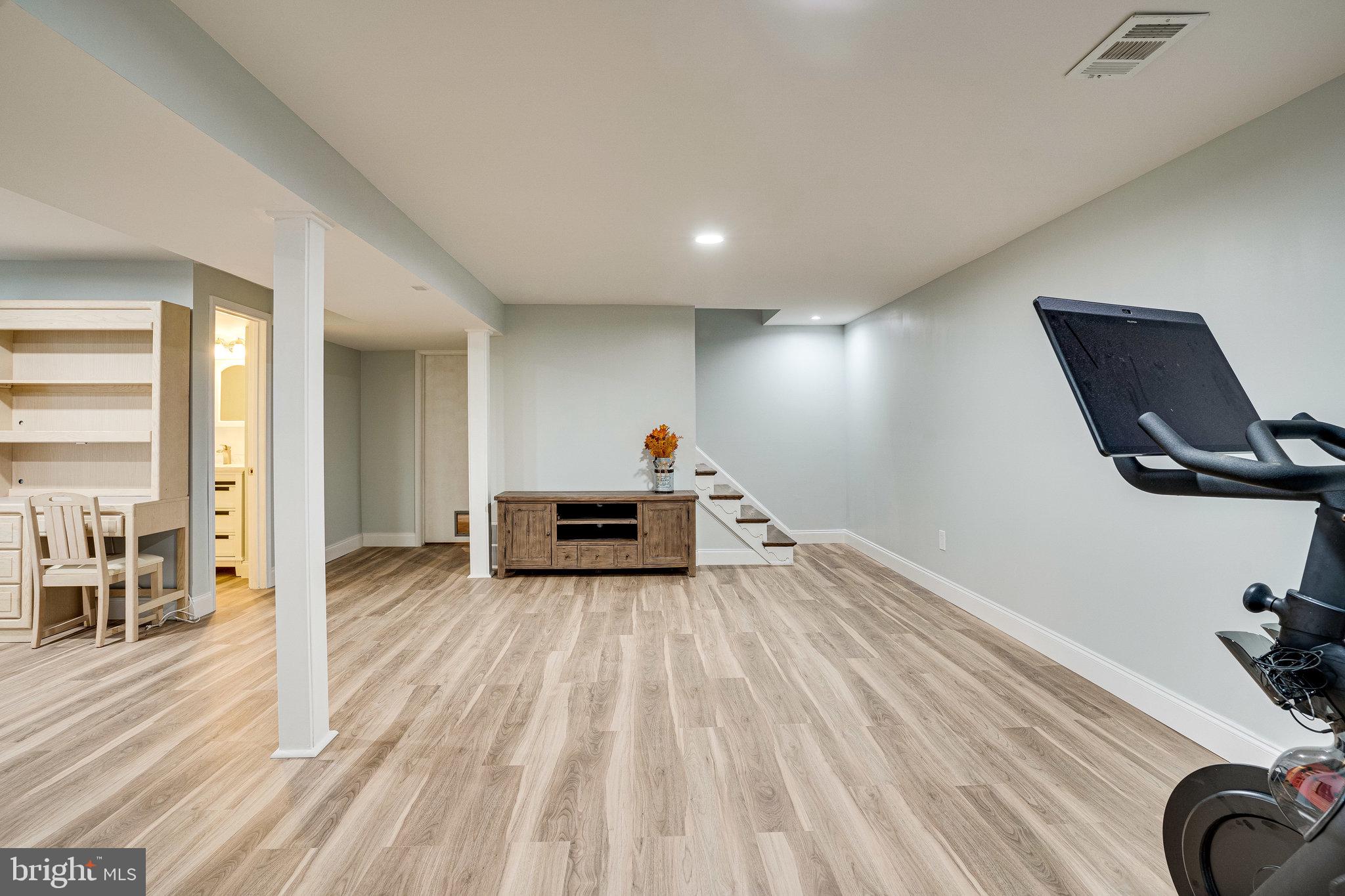 8616 Clydesdale Road Springfield, VA 22151 - Photo 33 of 66