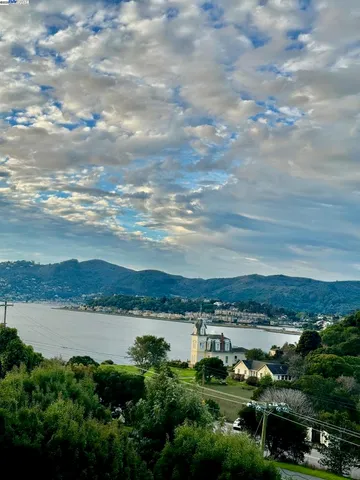 $3,900 | 34 Andrew Drive, Tiburon, CA 94920
