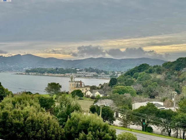 $3,900 | 34 Andrew Drive, Tiburon, CA 94920