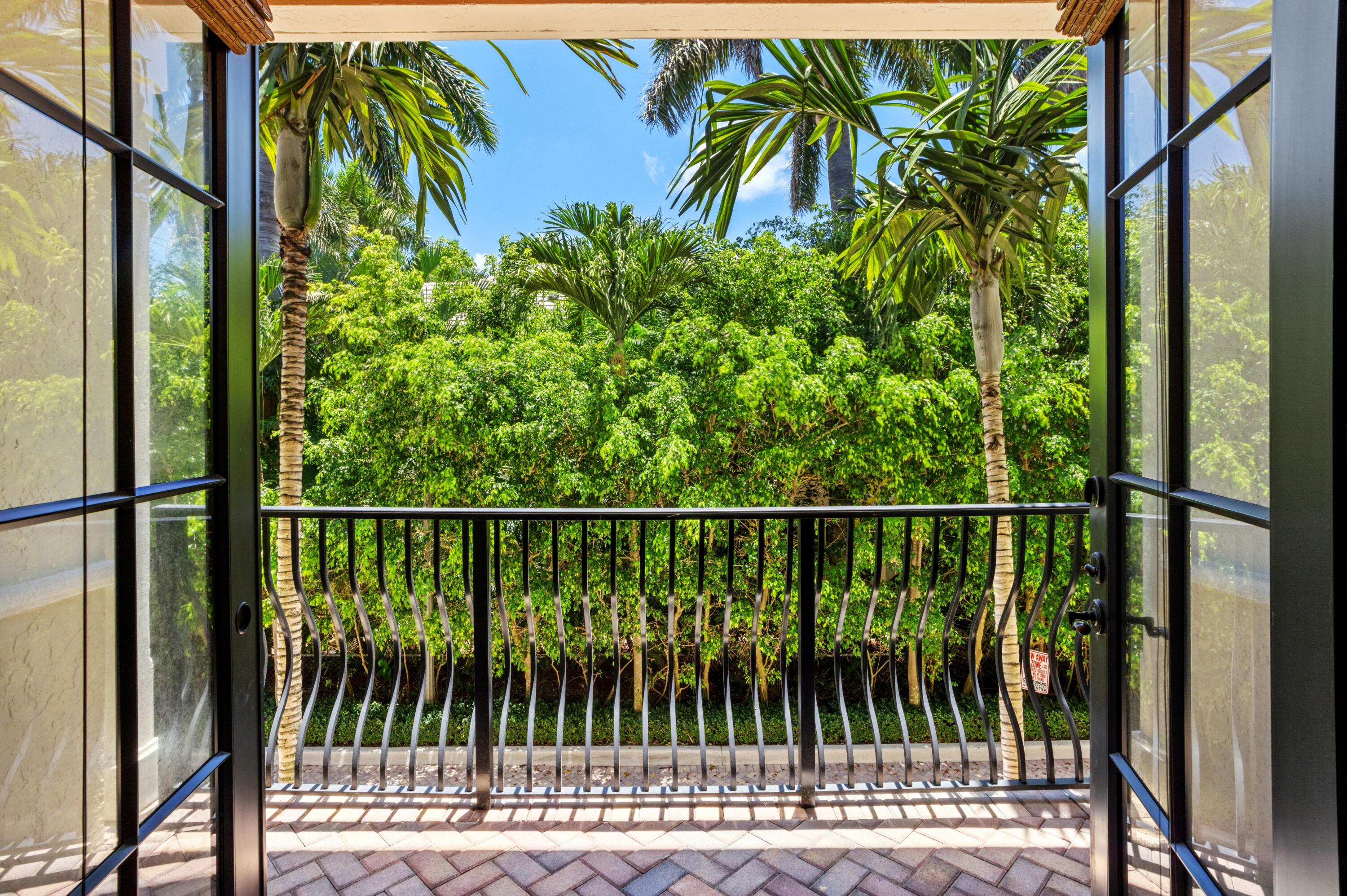 110 Gleason Street, Unit 202 Delray Beach, FL 33483 - Photo 21 of 40 mls_PRIMARY_BALCONY