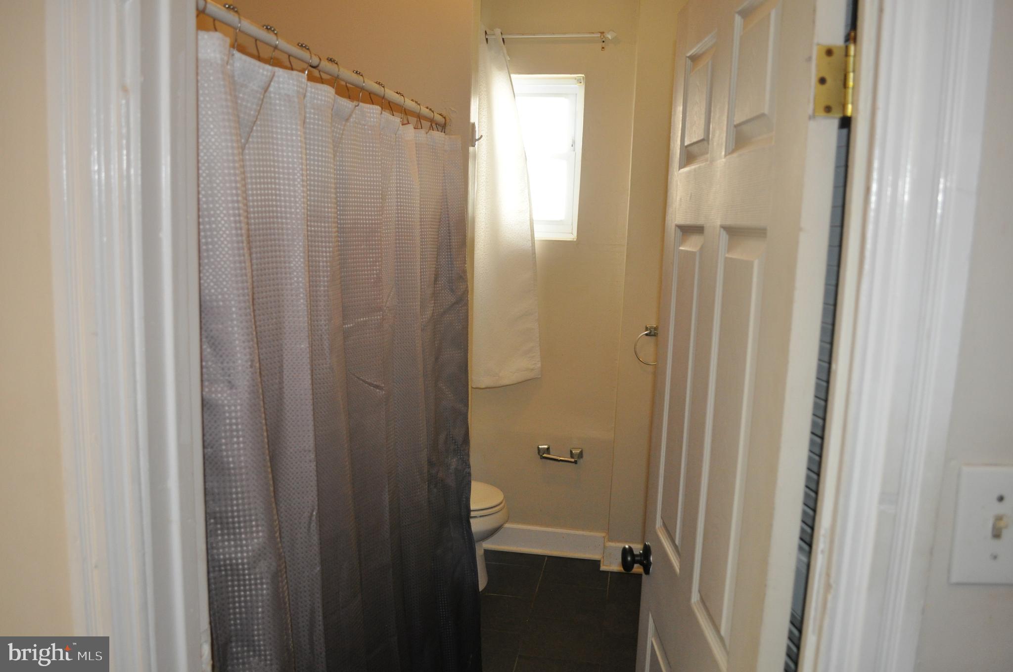 4104 Terrace Street Philadelphia, PA 19127 - Photo 30 of 36 Bathroom #1
