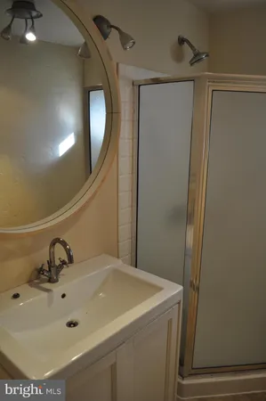 $3,200 | 4104 Terrace Street, Philadelphia, PA 19127