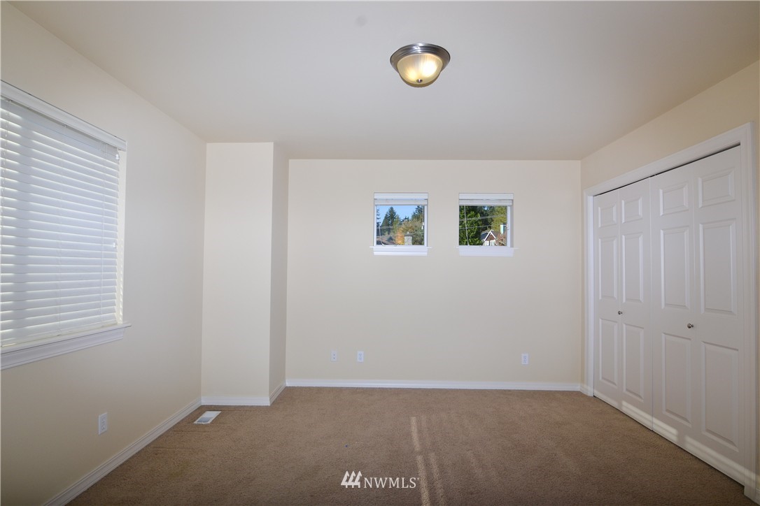 24029 40th Lane Southeast Bothell, WA 98021 - Photo 13 of 25