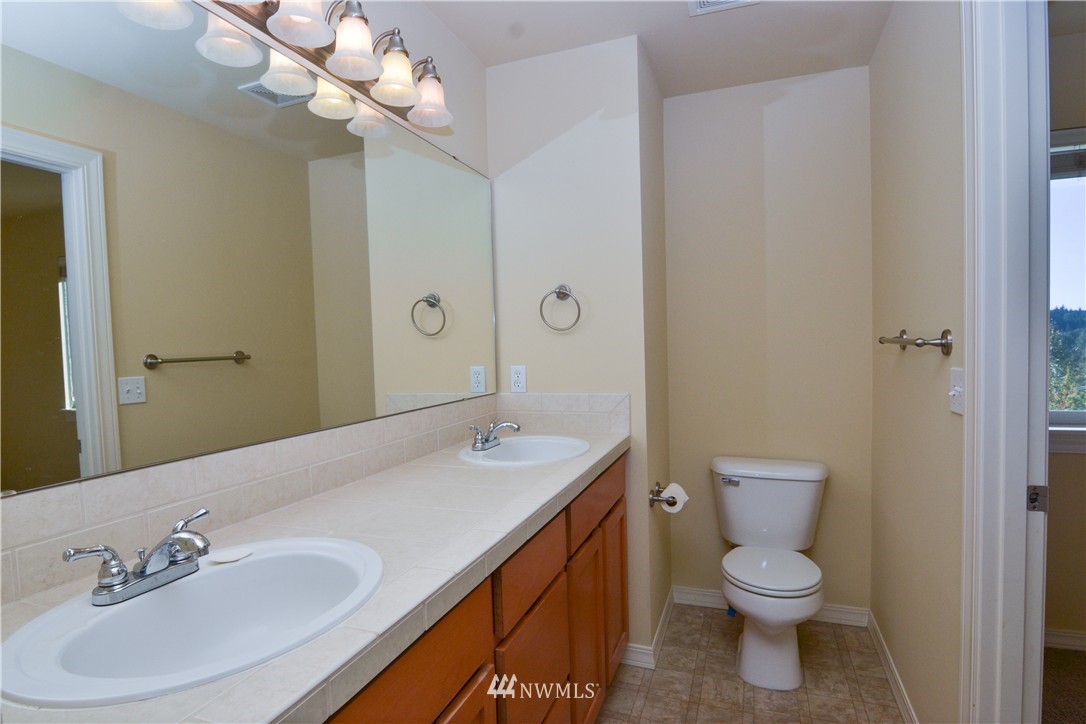 24029 40th Lane Southeast Bothell, WA 98021 - Photo 14 of 25