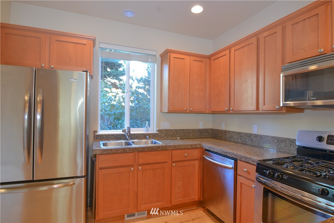 24029 40th Lane Southeast Bothell, WA 98021 - Photo 4 of 25