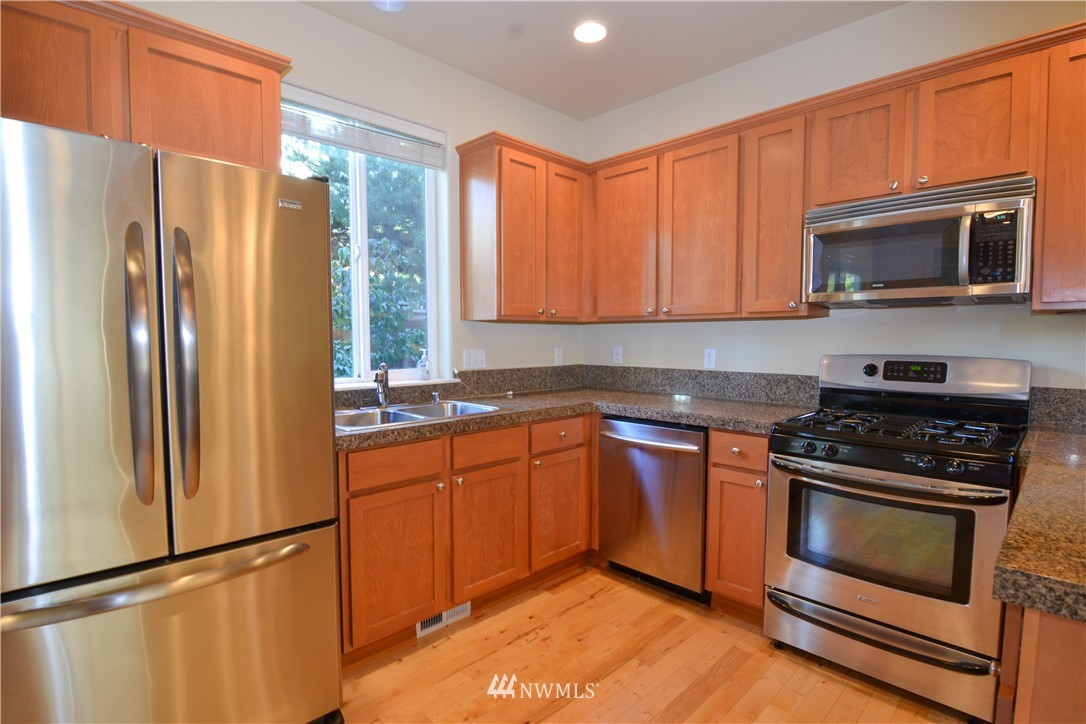 24029 40th Lane Southeast Bothell, WA 98021 - Photo 5 of 25